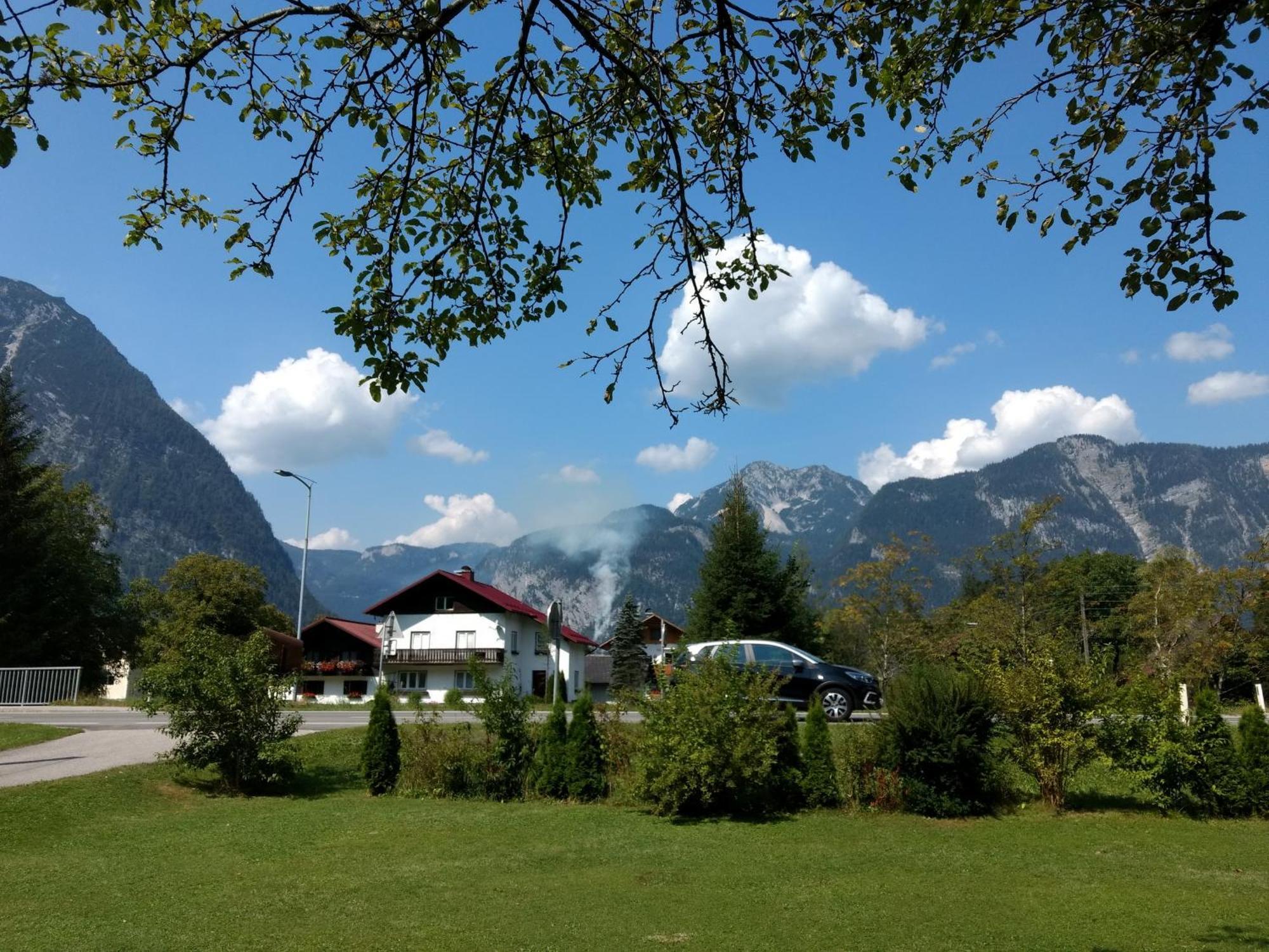 Haus Alpenblick Apartment Obertraun Exterior photo